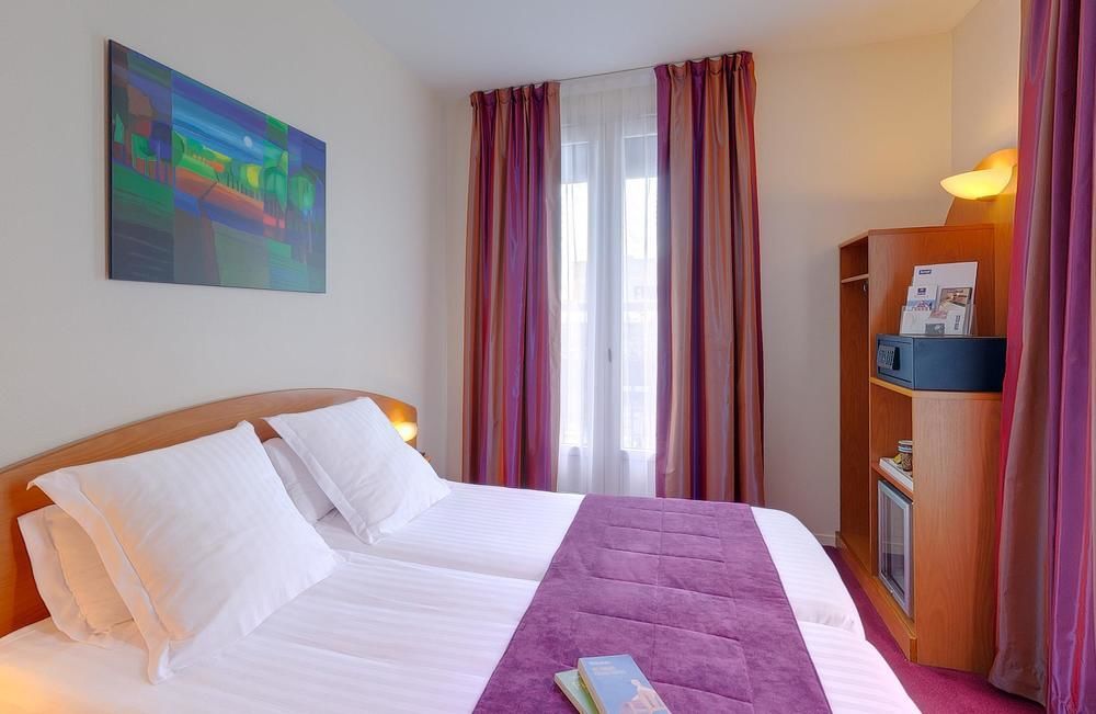 Hotel Kyriad Rennes Centre Gare Exterior photo
